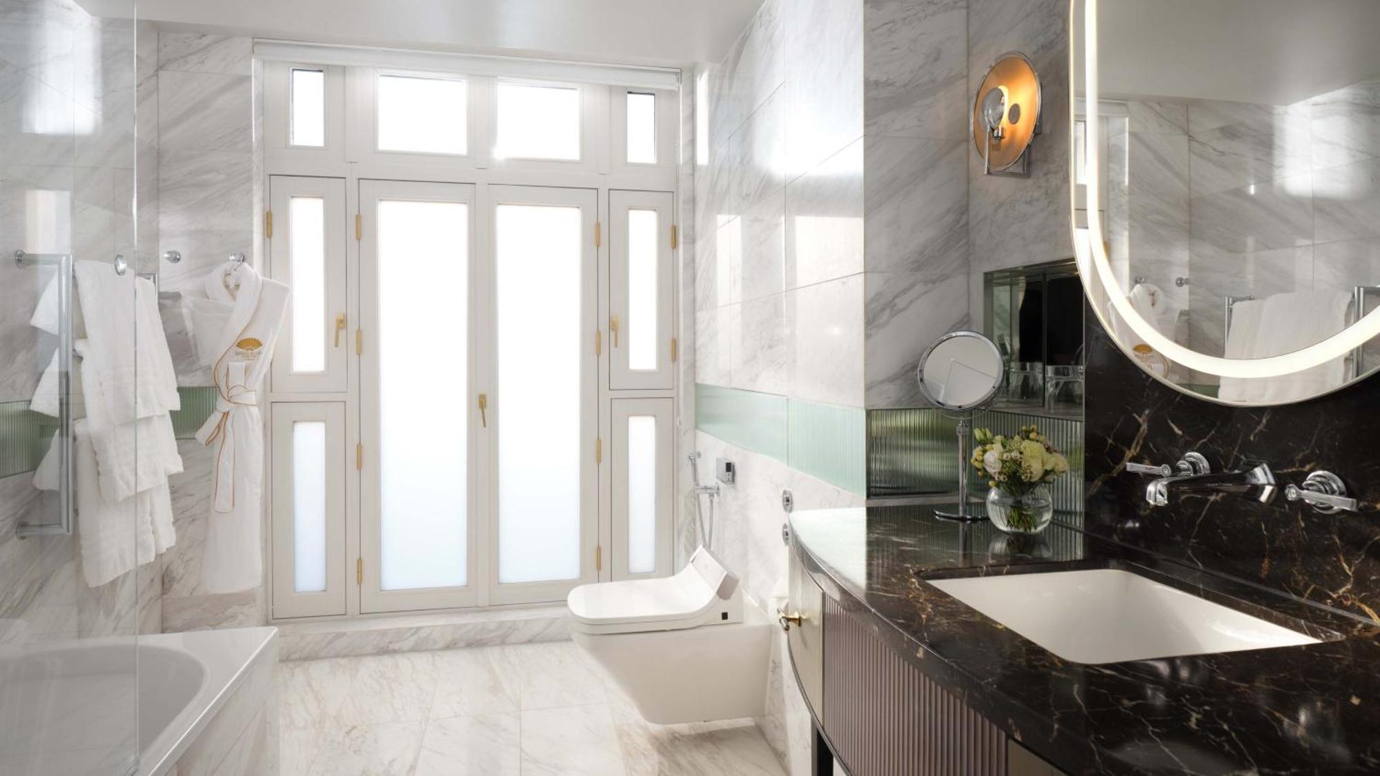 Hyde Park Junior Suite